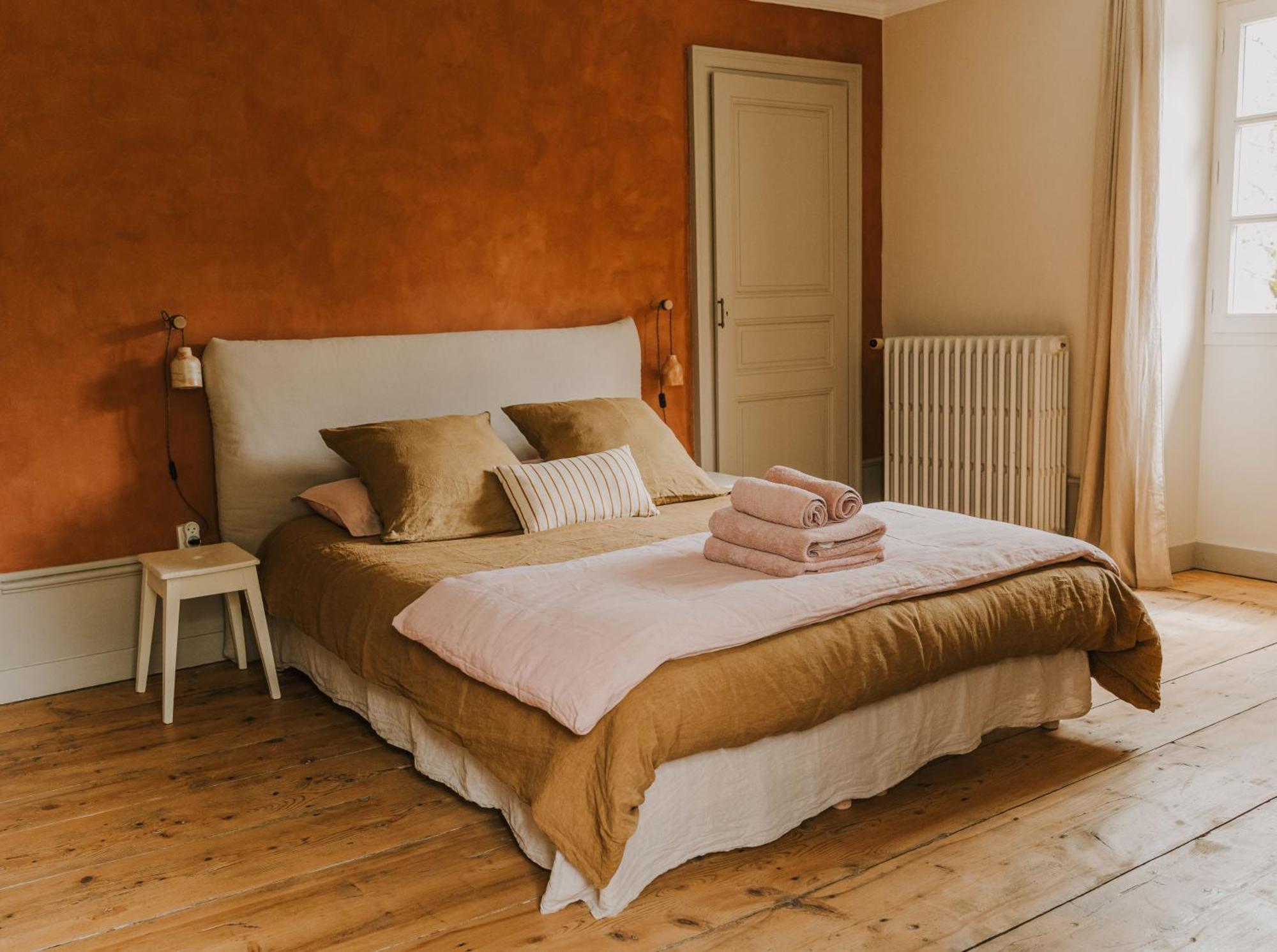 Maison D'Hotes Et Gite De Charme Avec Piscine, La Lhuiseraie Habitación foto